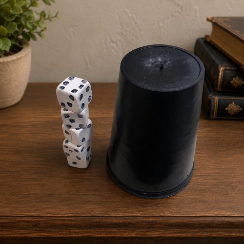uego De Mesa Generala Deluxe + 5 Dados