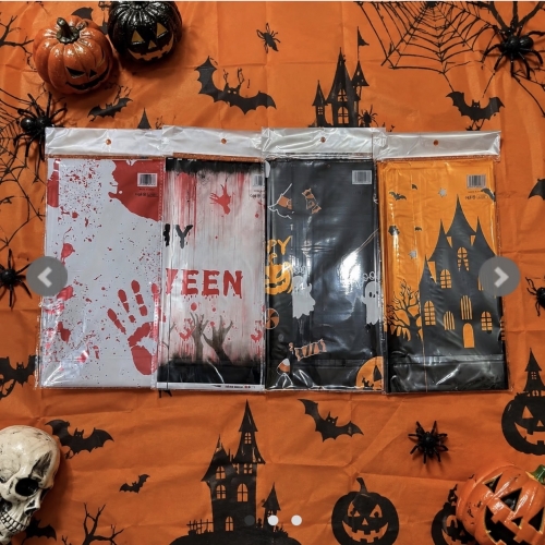 Mantel Halloween 1.37x1.83cm